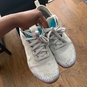 4.5y womens 6 blue and grey fly knit vapor max